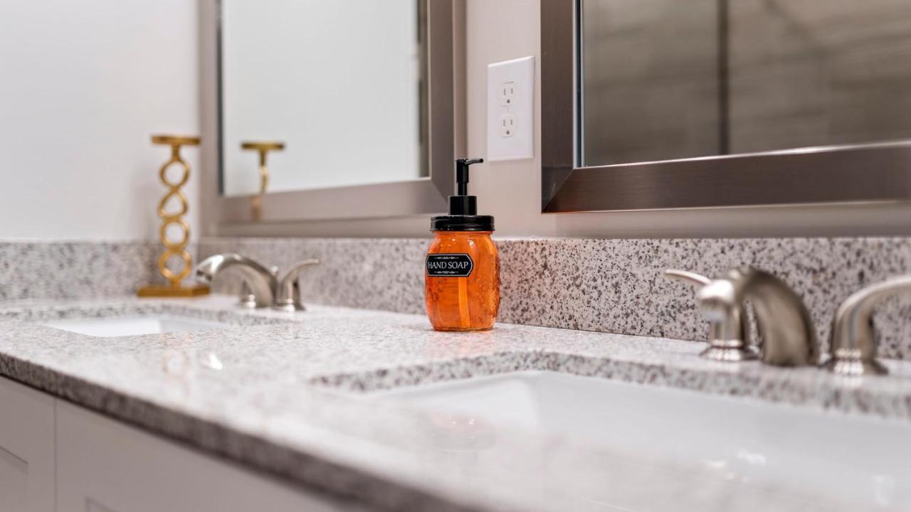 Appartamento Luxury Central Apts - Free Parking, Gym, Fast Wifi Austin Esterno foto